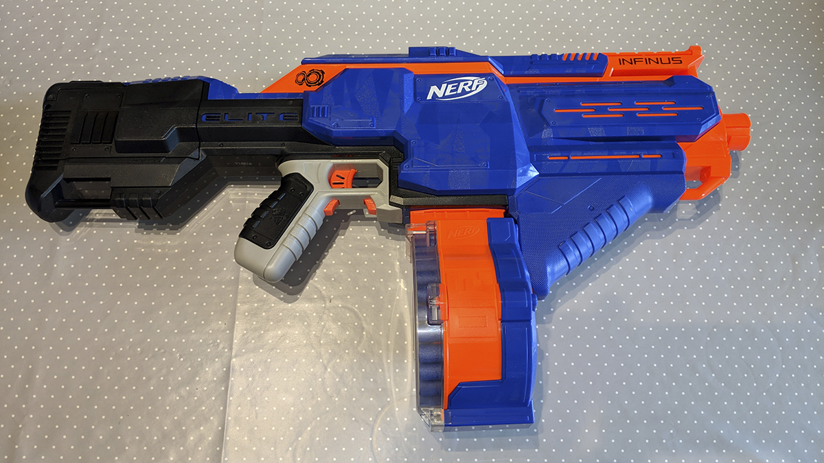 NERF N-STRIKE ELITE INFINUS - Test - Insert Coin